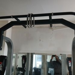 Hoist Work Bench And Home Gym, ( Body Solid  Vertical Leg PRESS)  400 POUNDS Of Carry Steel Rubber Protection Free  Weights .  WORK Bench Folds Up 