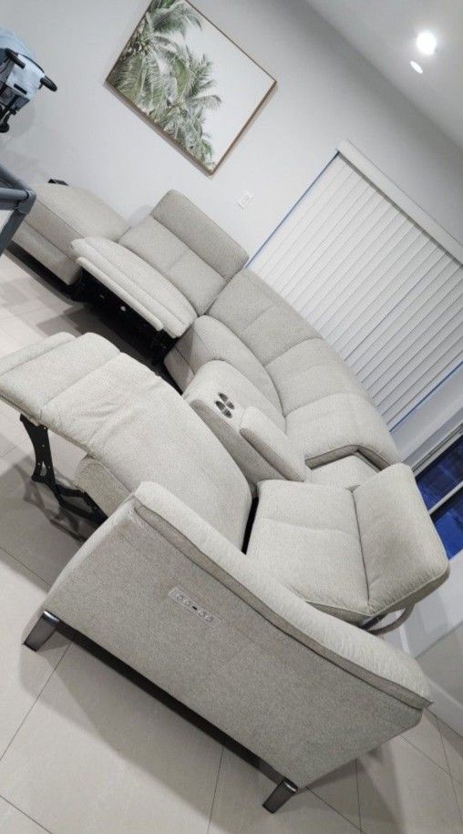 Reclining Sectional. 6 Pieces