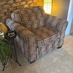 Comfortable Accent Chair 