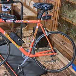 Cannondale CAAD5 Road Bike 2012