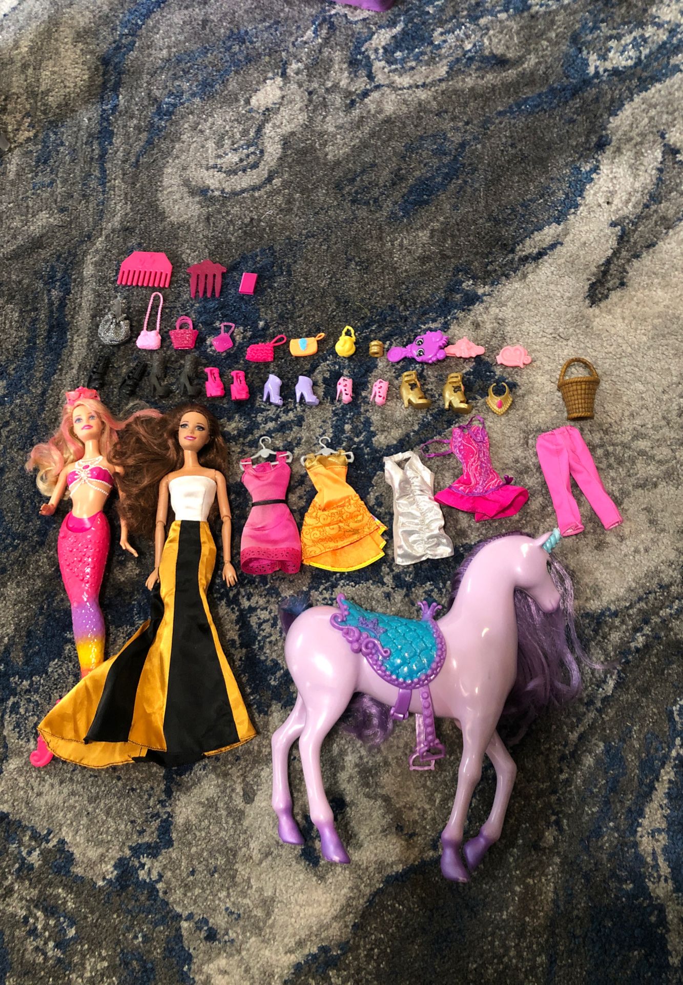 Barbie dolls and excesories