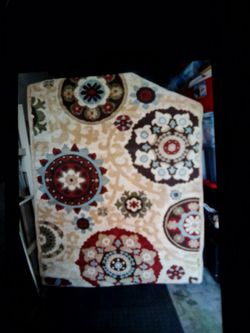Alfombra para sala 5x7 en perfectas condiciones.