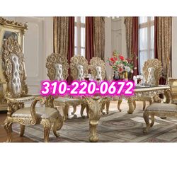 Cabriole Lavish Pieces