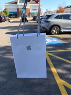 Apple iPhone duo white color 2TB