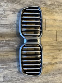 2022-2023 BMW X3 X4 FRONT GRILLE OEM (contact info removed)4DE USED