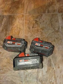 3 Milwaukee batteries