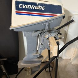 7.5 HP Evinrude 2 Stroke 