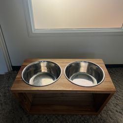 Acacia Wood Dog Bowl / Feeder 