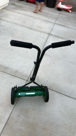 Scott’s push lawnmower