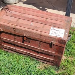 Antique Camel Humpback Steamer Trunk 100 Yrs Old