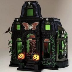 2021 Bath & Bodywork’s Luminary 