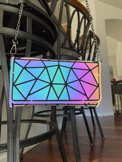 Light Reflection Crossbody Wallet