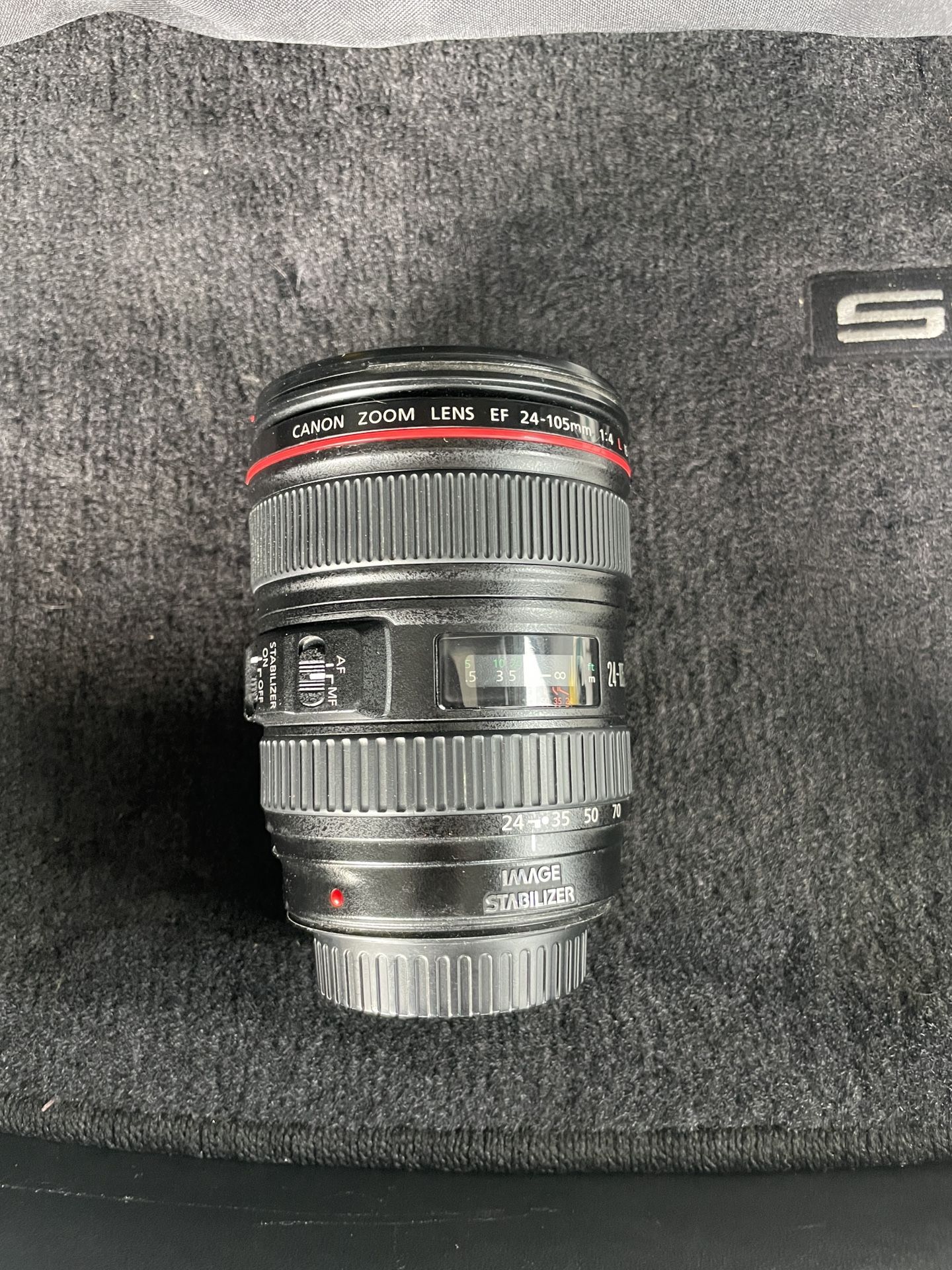 Canon Ef  Zoom Lense 24-105 
