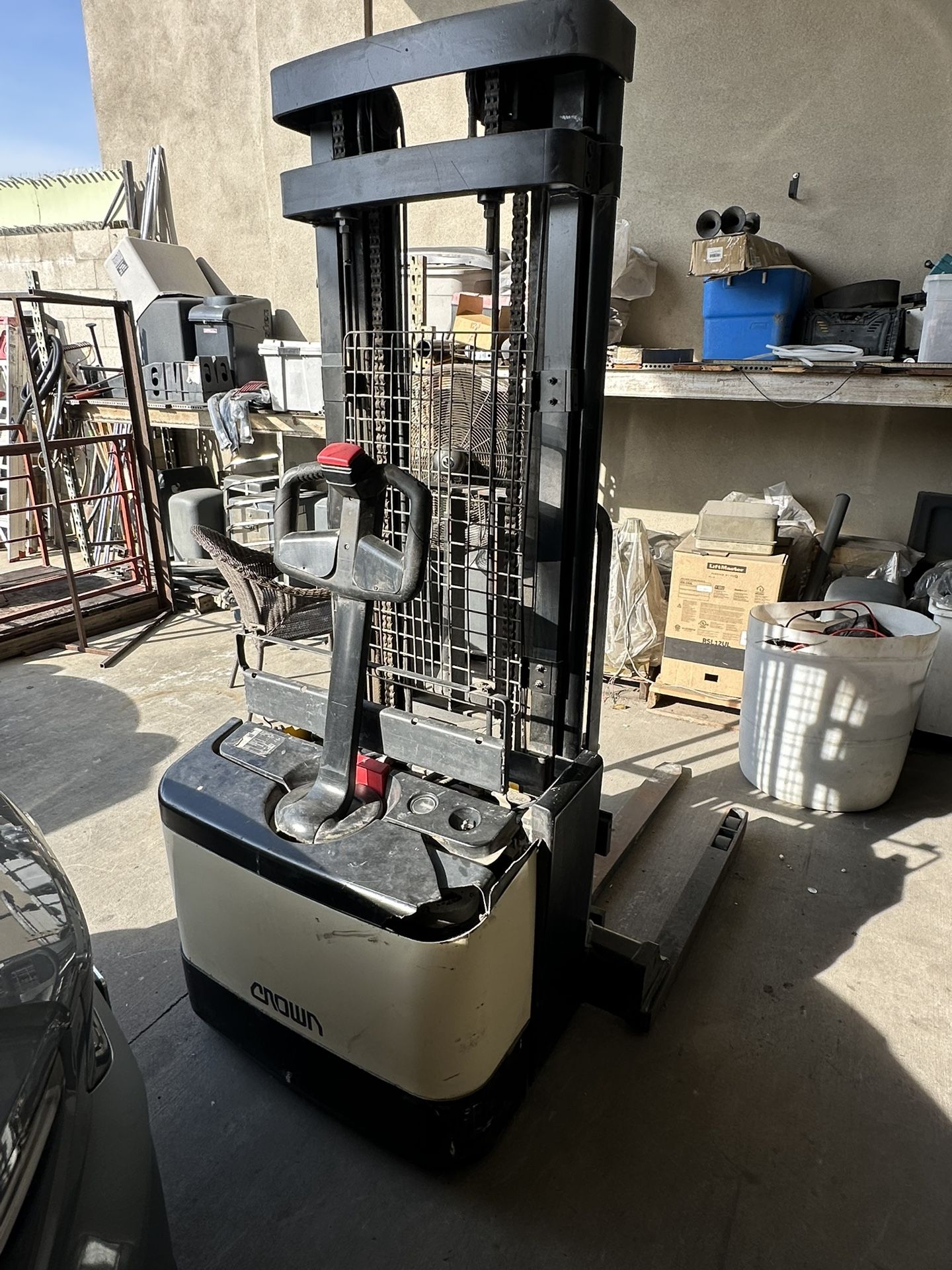 Forklift Crown