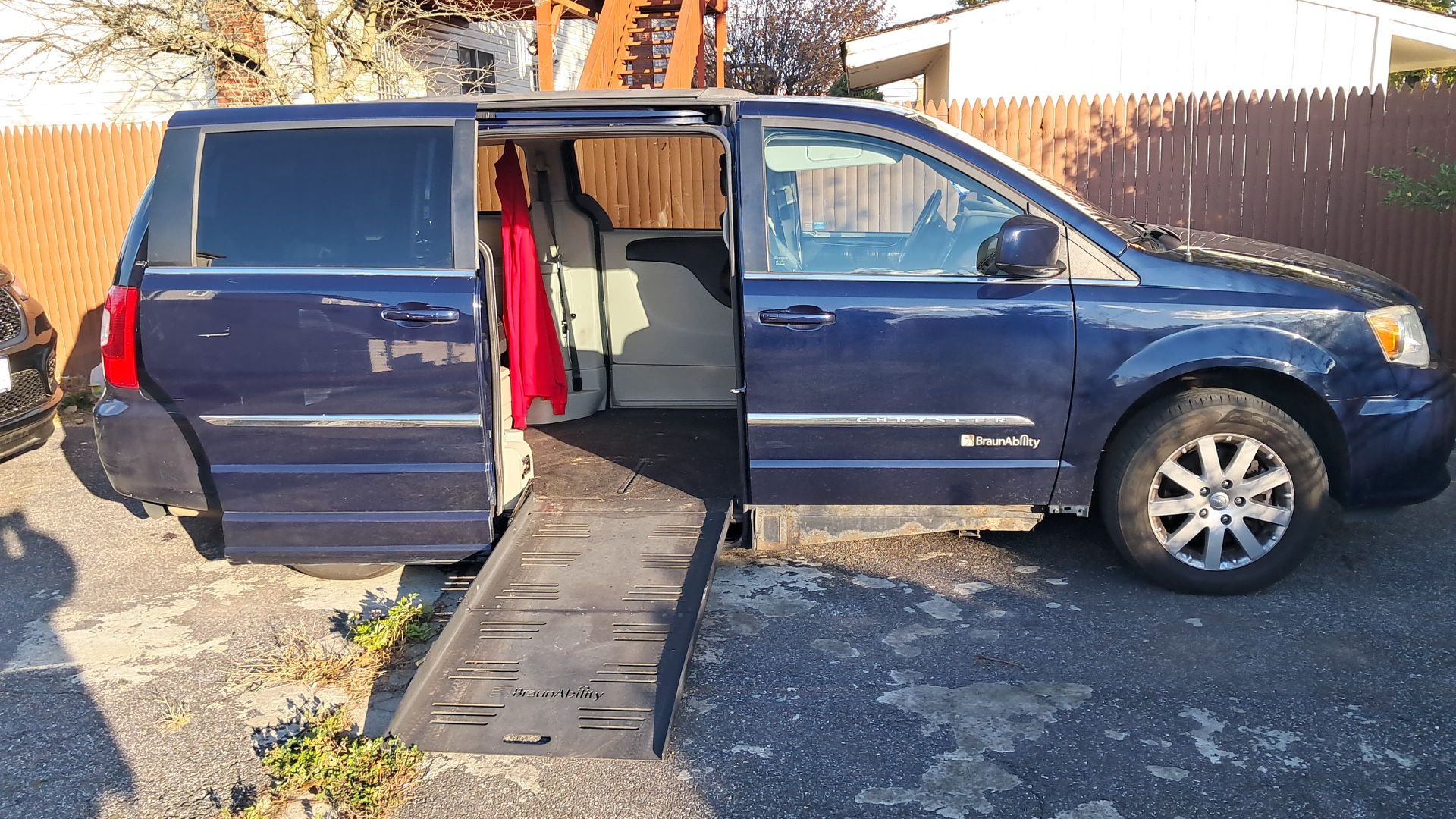 2016 Chrysler Town & Country