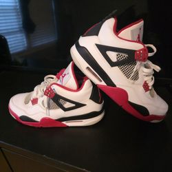 Jordan 4 Size 10.5.