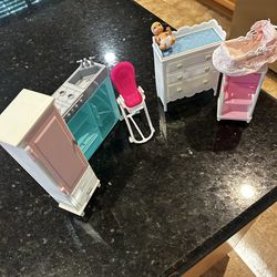 Vintage Barbie baby nursery set