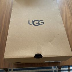 Ultra Mini Classic Water Resistant Boot (woman)