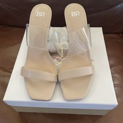 Size 8 Shoes 