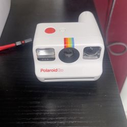 Polaroid Go Camerea