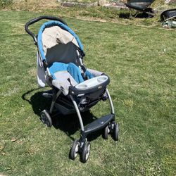 Chicco Blue and gray stroller 