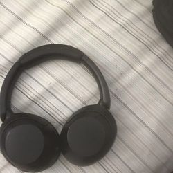 Sony Headphones 910