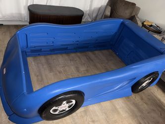 Little tikes, blue twin size bed frame