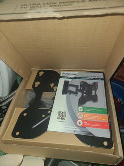 ARTICULATING TV WALL MOUNT