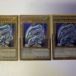 Yugioh Maximum Gold Blue Eyes White Dragon MAGO-EN001 NM Complete Playset