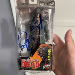 McFarlane Toys The Walking Dead Beta (signed) 