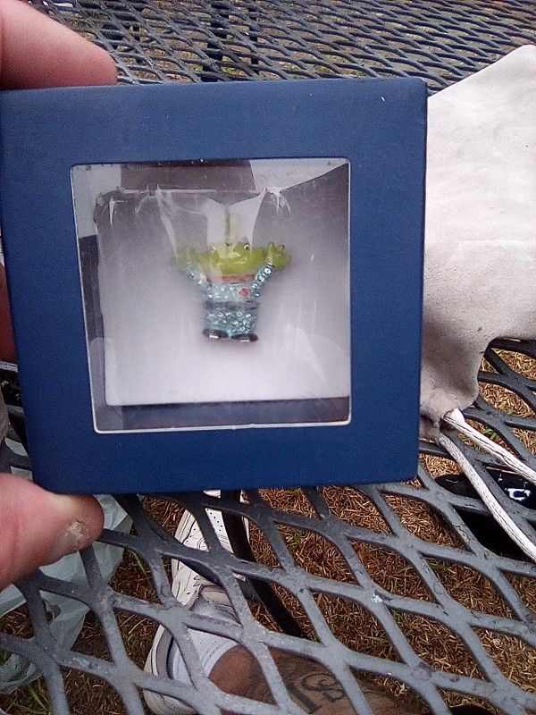 Disney Mini Alien Figurinw