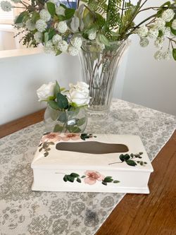 Vintage ceramic tissue box cover