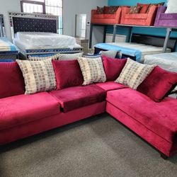 Sectional Red