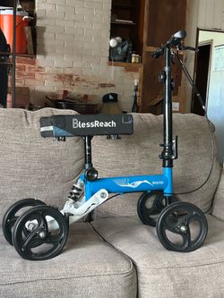 Knee scooter