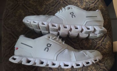 On cloud men shoes size 10 , has small stiched on the side