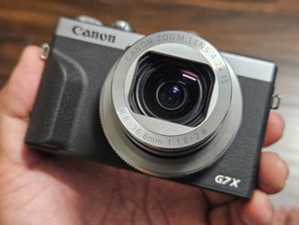 Canon PowerShot G7X Mark III in MINT Like New Condition