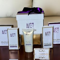 Alien Gift Set Perfect For Christmas 