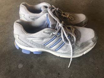 Women adidas shoes 👟