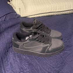 Travis Scott Phantoms