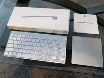 Apple Wireless Keyboard and Magic Trackpad (Mouse)