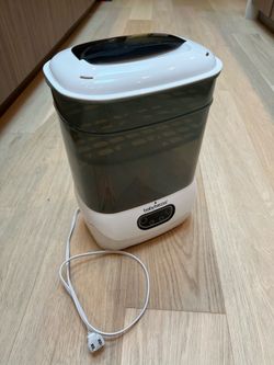 Baby Brezza Sterilizer and Dryer