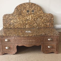 Marble Countertop and Backsplash 