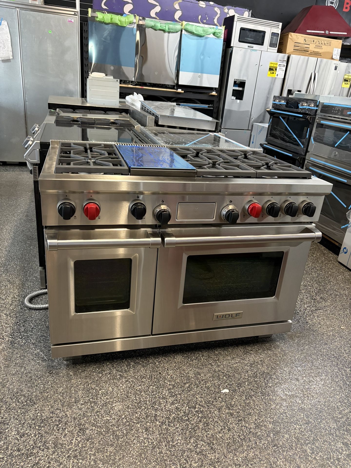 Wolf Stainless Steel 48” Dual Fuel Stove Range 6 Burners Griddle