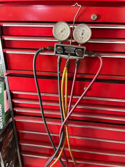 A/C manifold gages