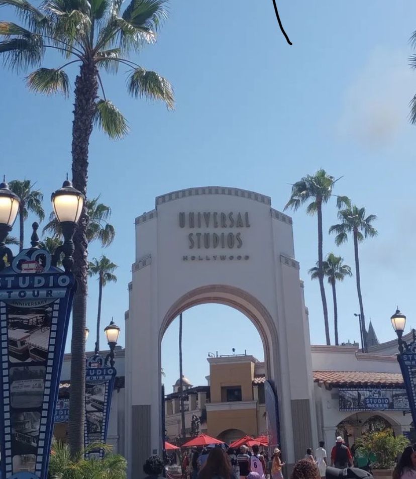 2 Universal Studios Tickets 