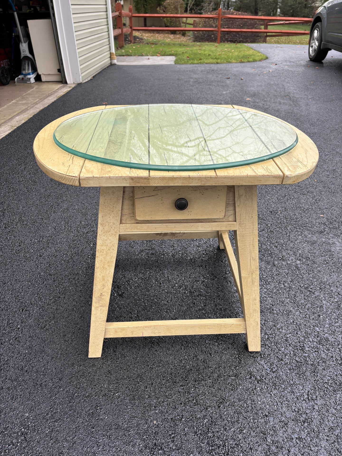 Broyhill Table with glass piece on top and drawer