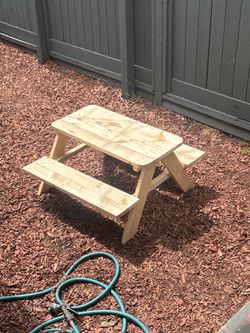 Kids table