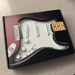 Fender Squier Stratocaster pickups / Pick guard 