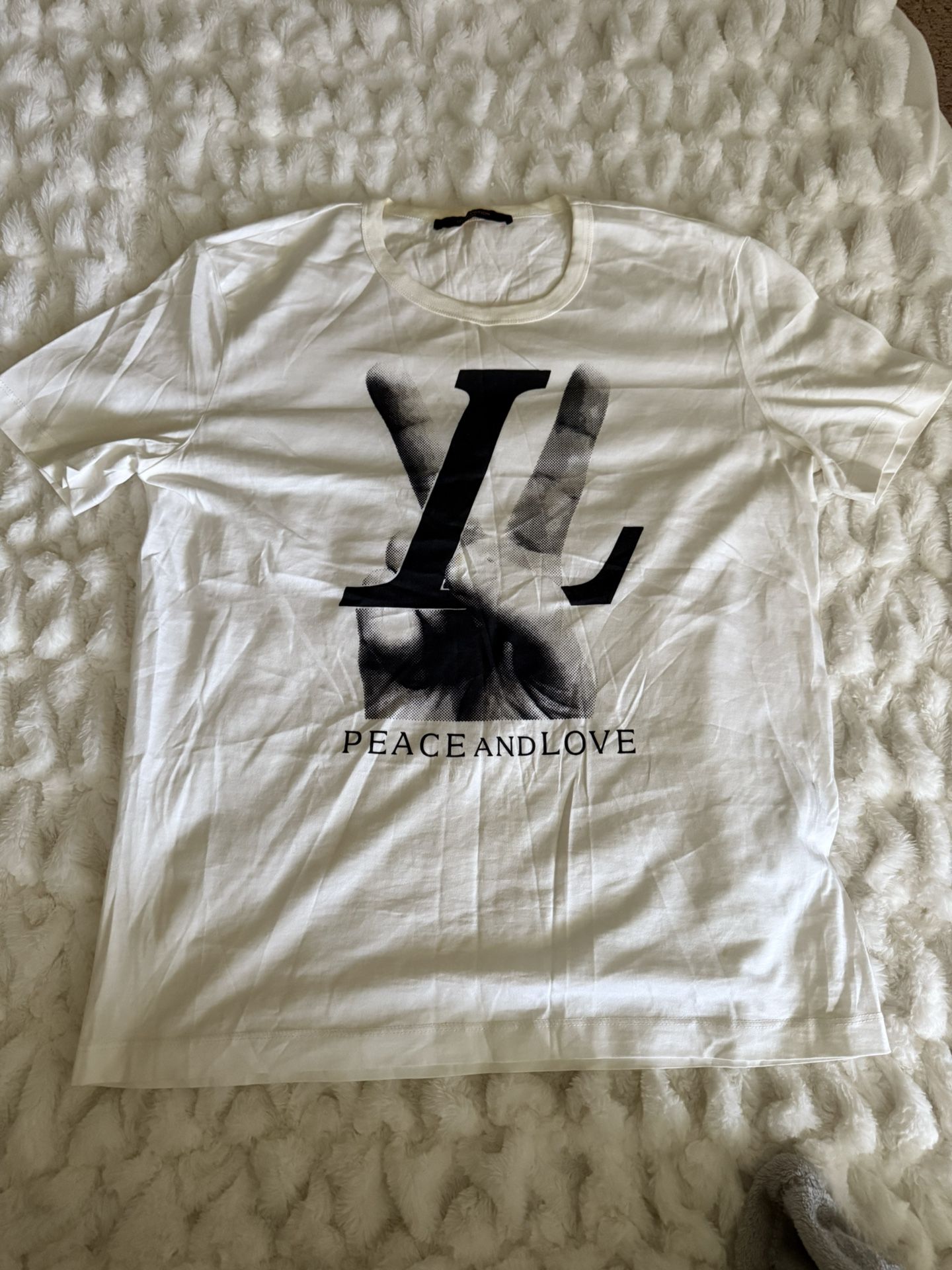 Louis Vuitton Peace & Love T Shirt