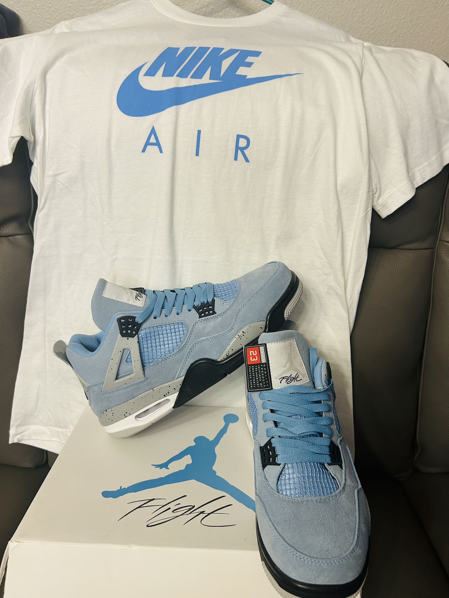 Brand New Jordans Retro 4“